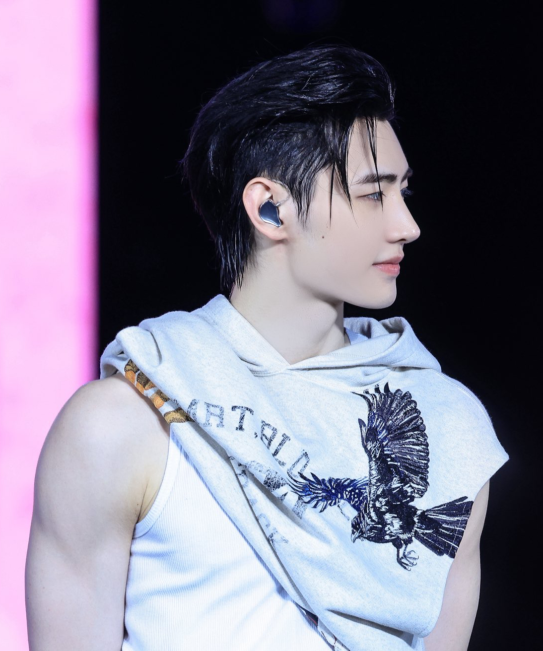Recent activity shot of Sunghoon (ENHYPEN)