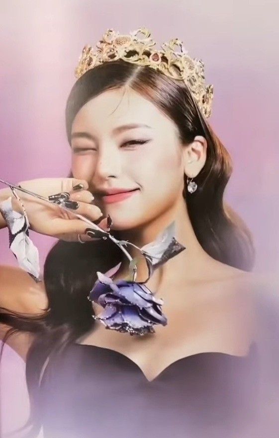 Recent activity shot of ITZY