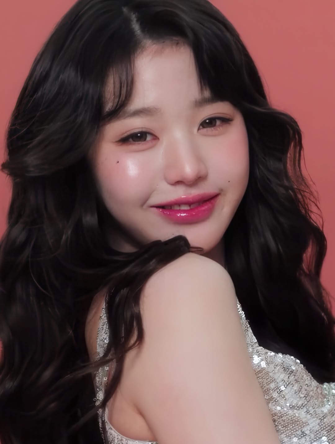 Latest photo of Jang Wonyoung (IVE)