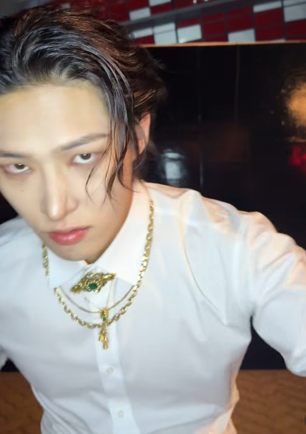 Behind-the-scenes cut of Mingi (ATEEZ)