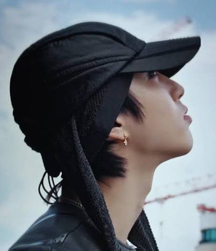 Foto terbaru HAN (Stray Kids)