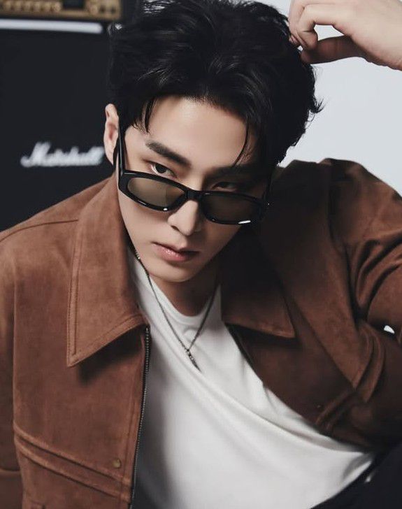 Latest photo of Young K (DAY6)