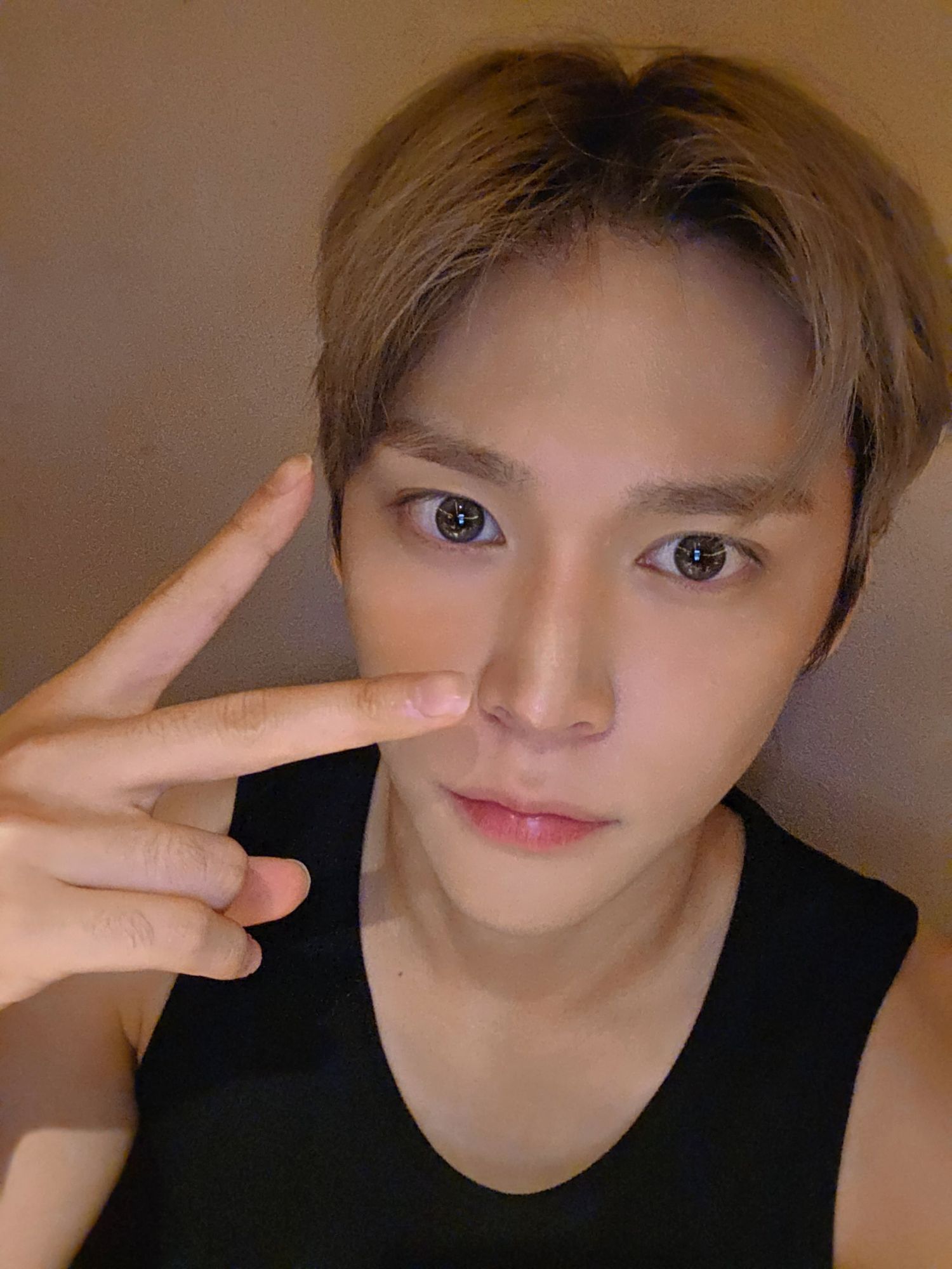 Recent activity shot of Eunseok (RIIZE)