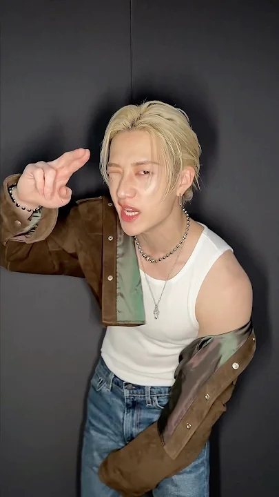 Stray Kids의 비하인드 컷