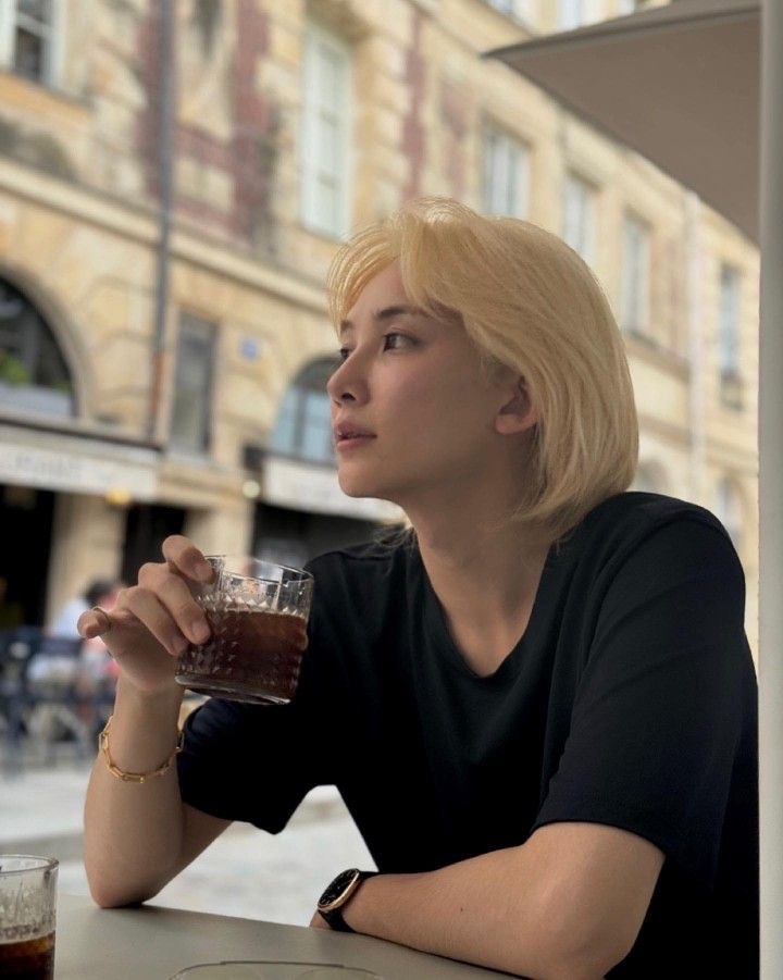 Behind-the-scenes cut of Jeonghan (SEVENTEEN)