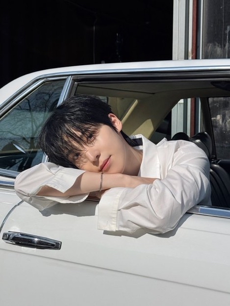 Recent activity shot of Yunho (ATEEZ)