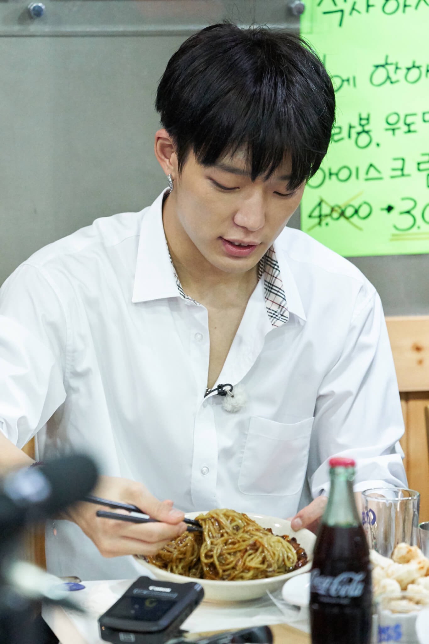 Latest photo of BOBBY (iKON)