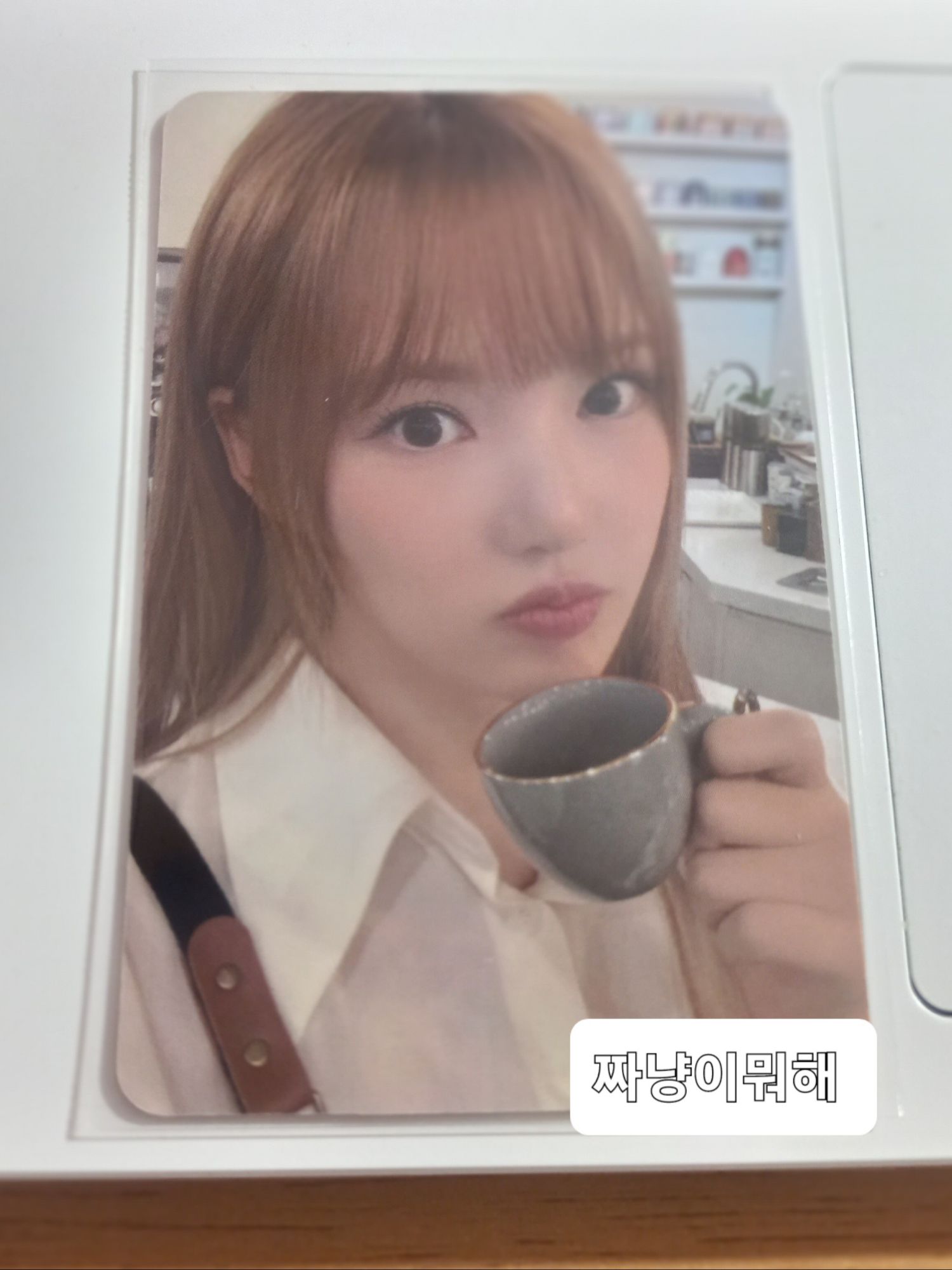 ウナ (GFRIEND, VIVIZ)の最新写真