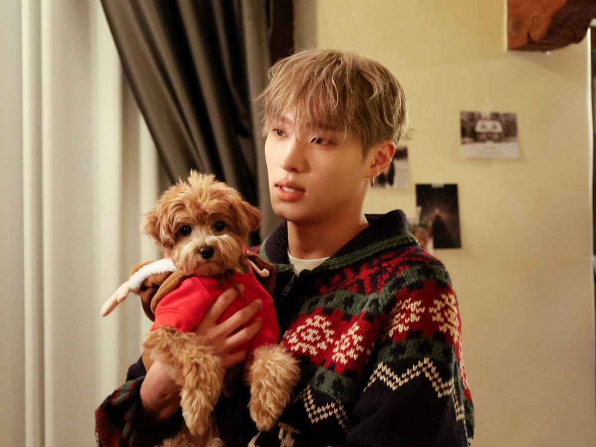 A moment captured by P1Harmony's fan