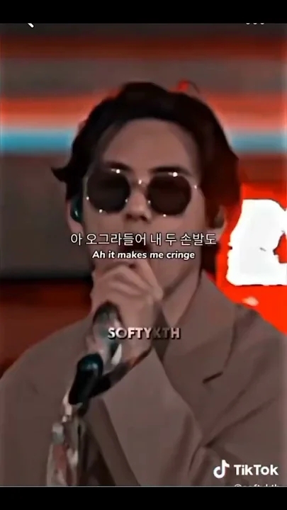 A heartfelt wallpaper shared by V (BTS)'s fans