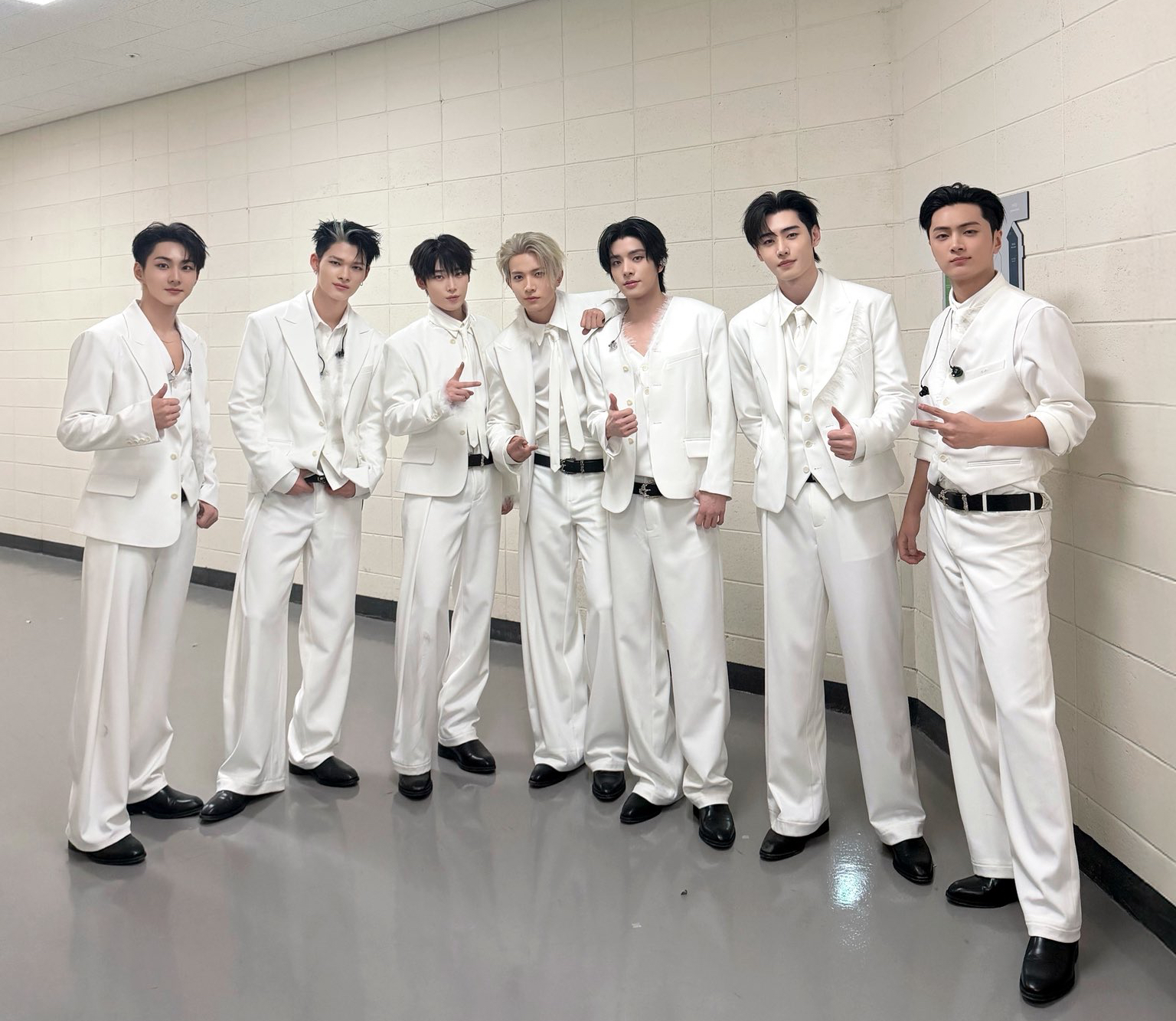 Latest photo of ENHYPEN