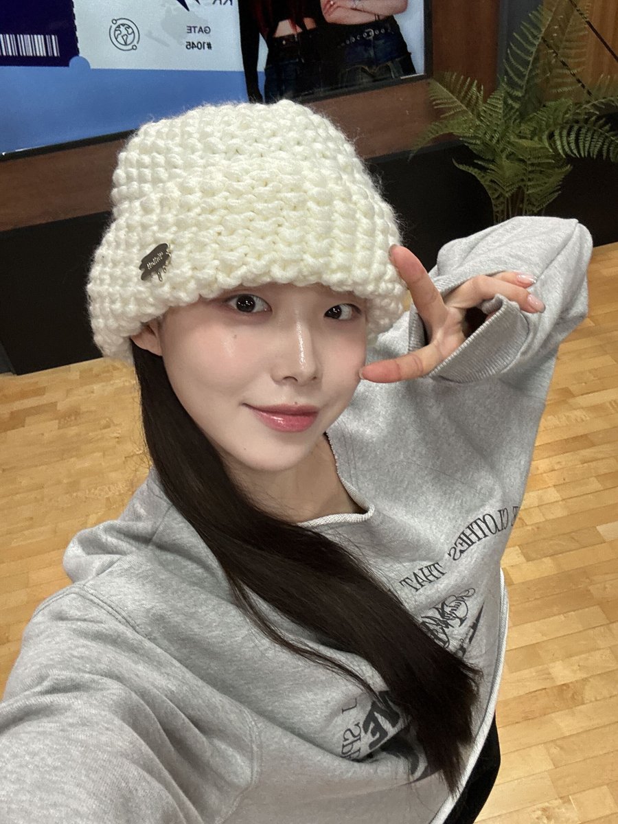 Recent activity shot of Billlie