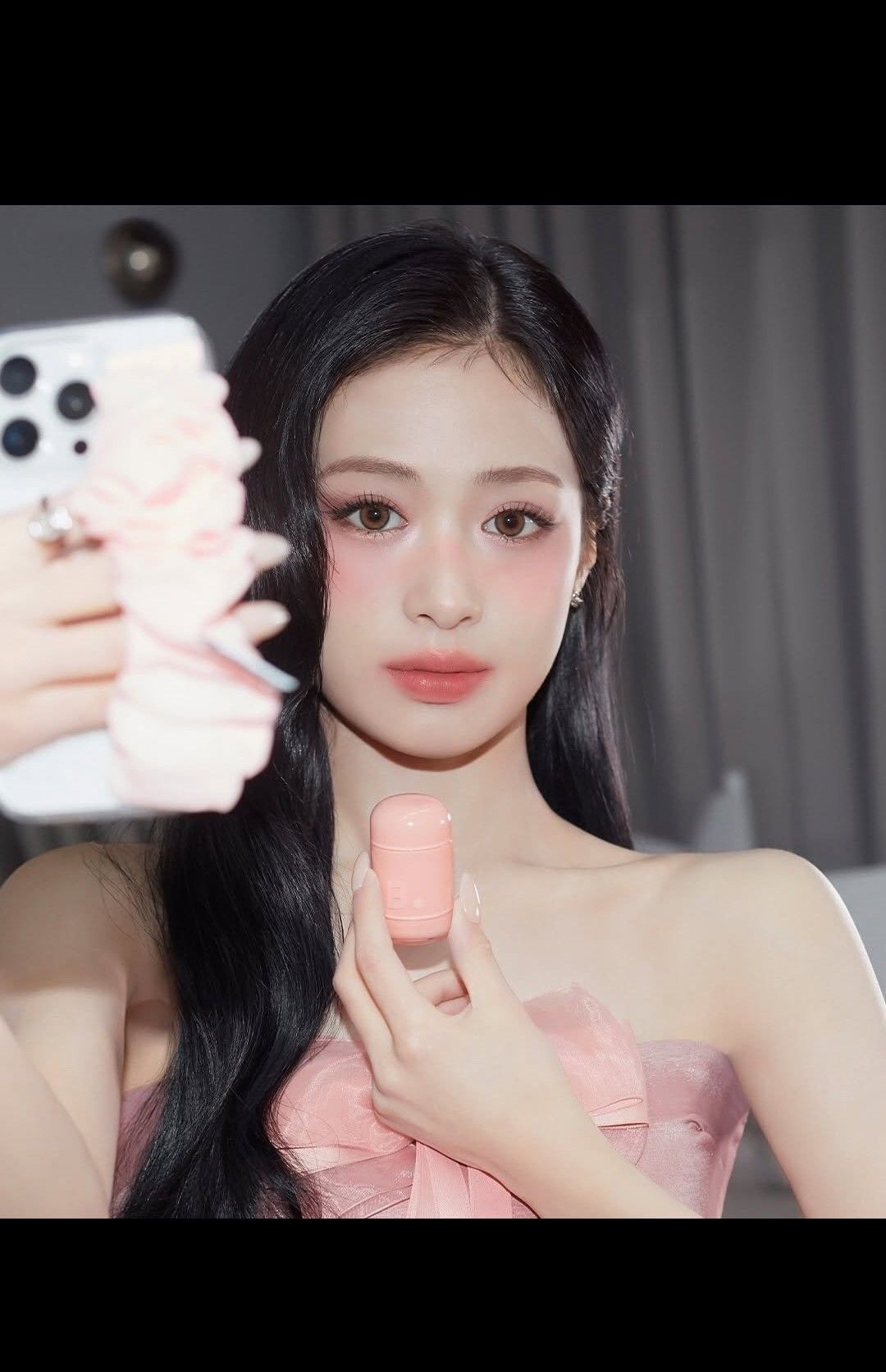 Behind-the-scenes cut of Ahyeon (BABYMONSTER)