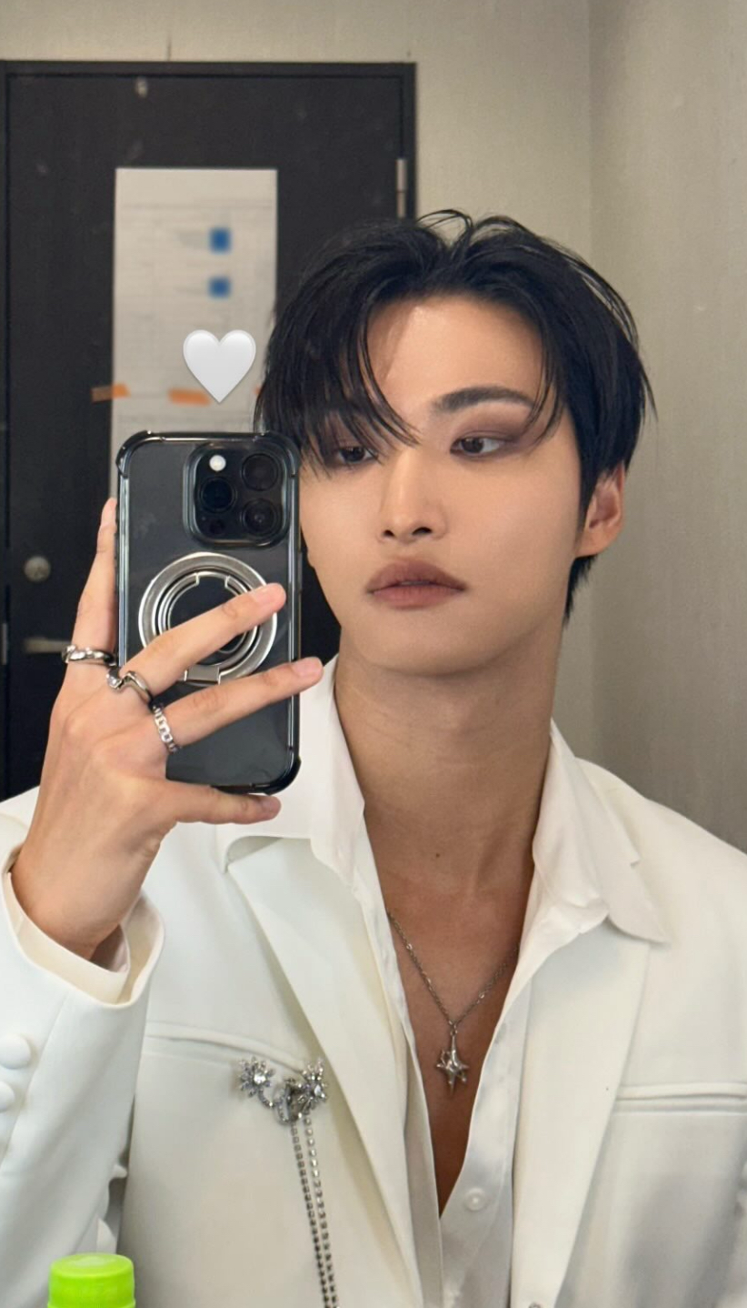 성화 (에이티즈) 최근 활동샷