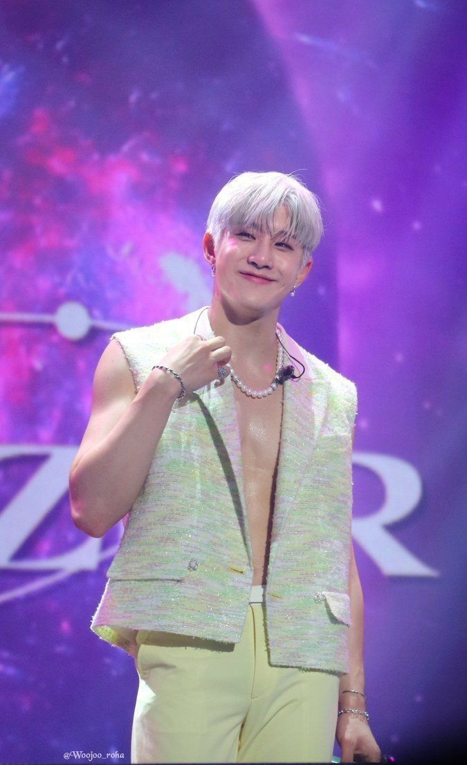 Behind-the-scenes cut of Jinjin (ASTRO)