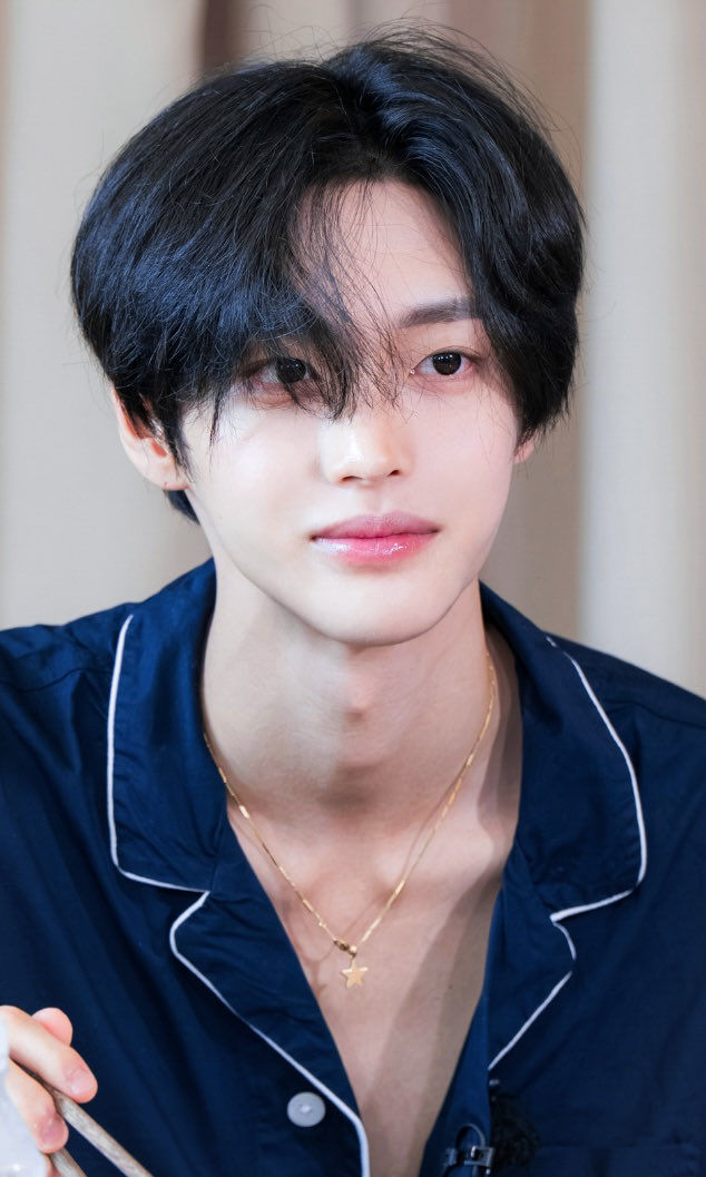 Fan-made special wallpaper for Wonbin (RIIZE)