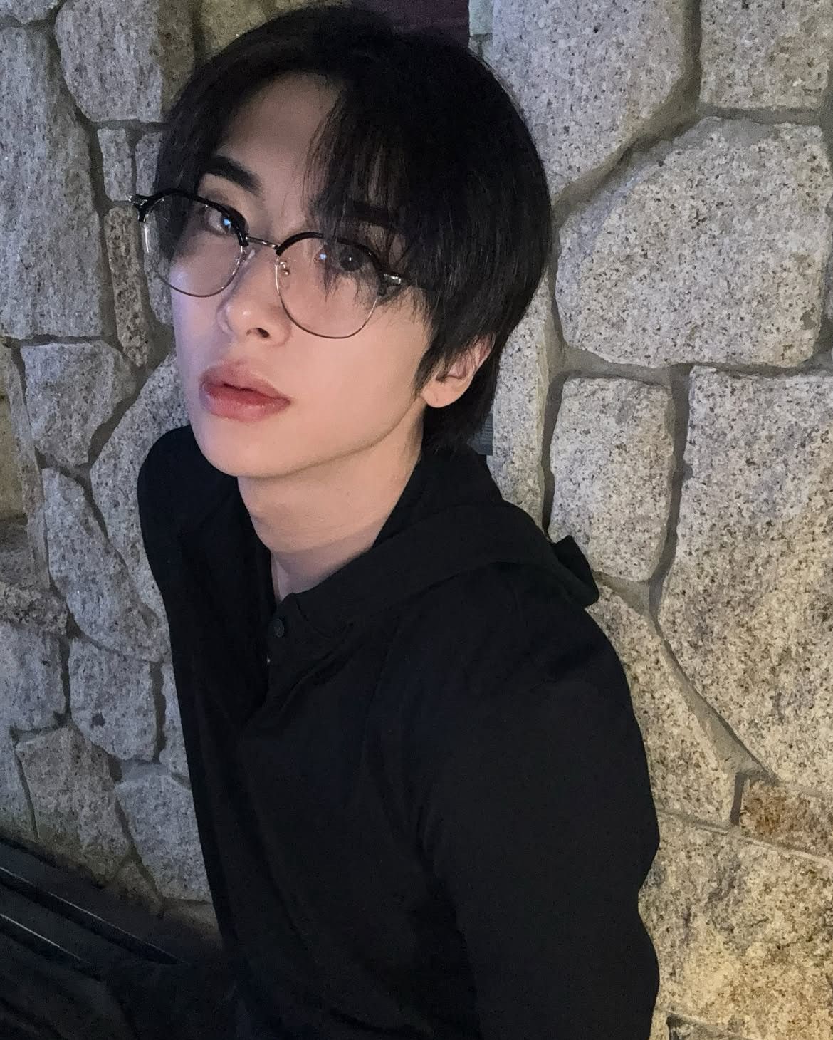 Recent activity shot of Xiao (UP10TION)