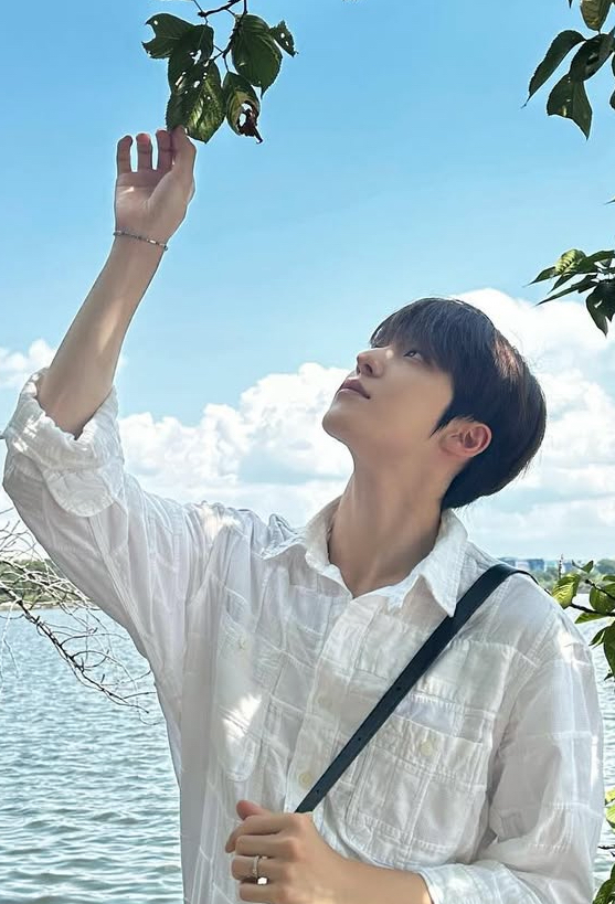 Latest photo of Yunho (ATEEZ)