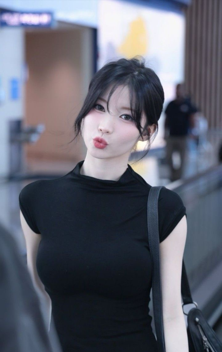 Behind-the-scenes cut of Asa (BABYMONSTER)