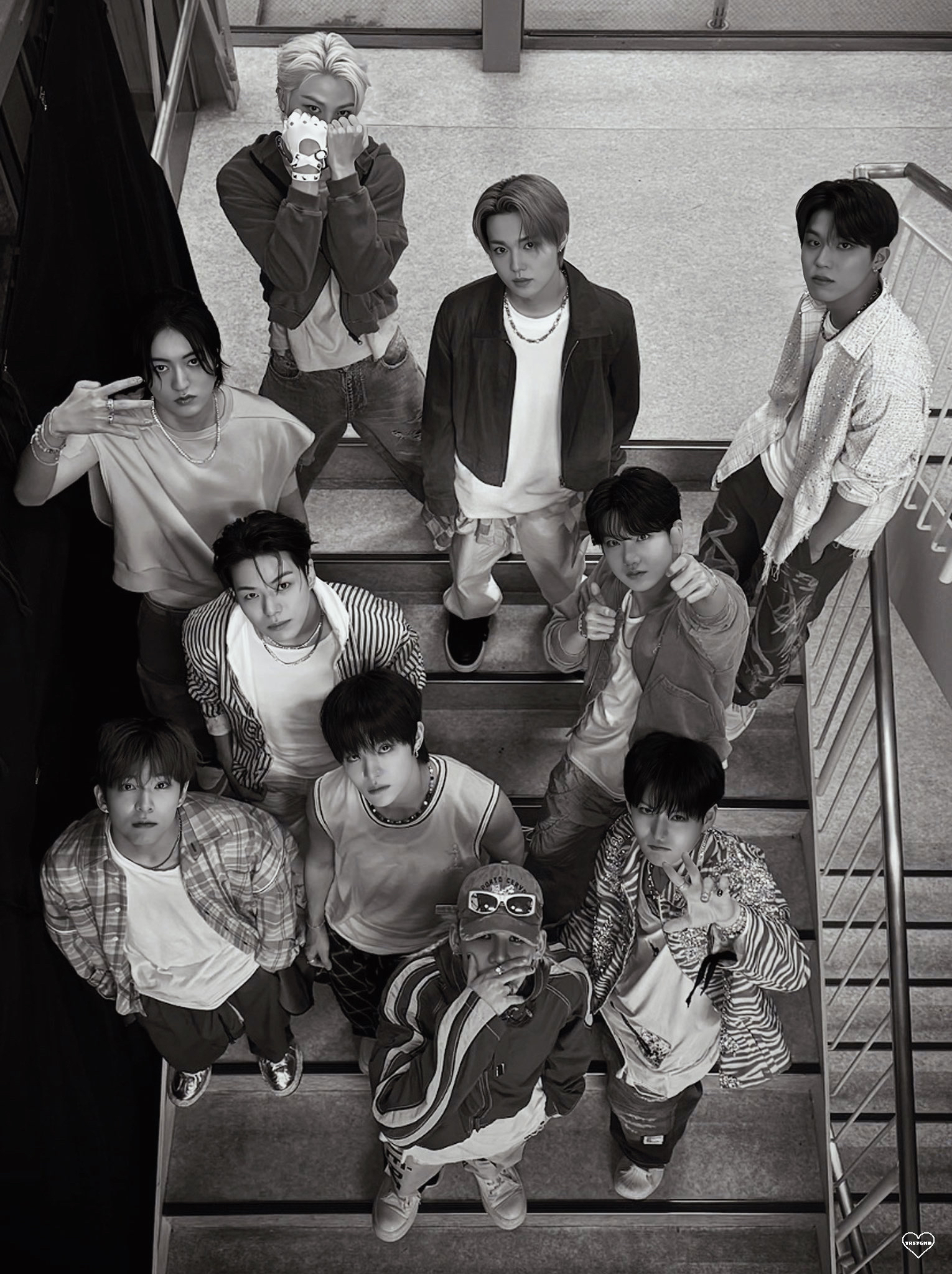 Foto aktivitas terbaru TREASURE