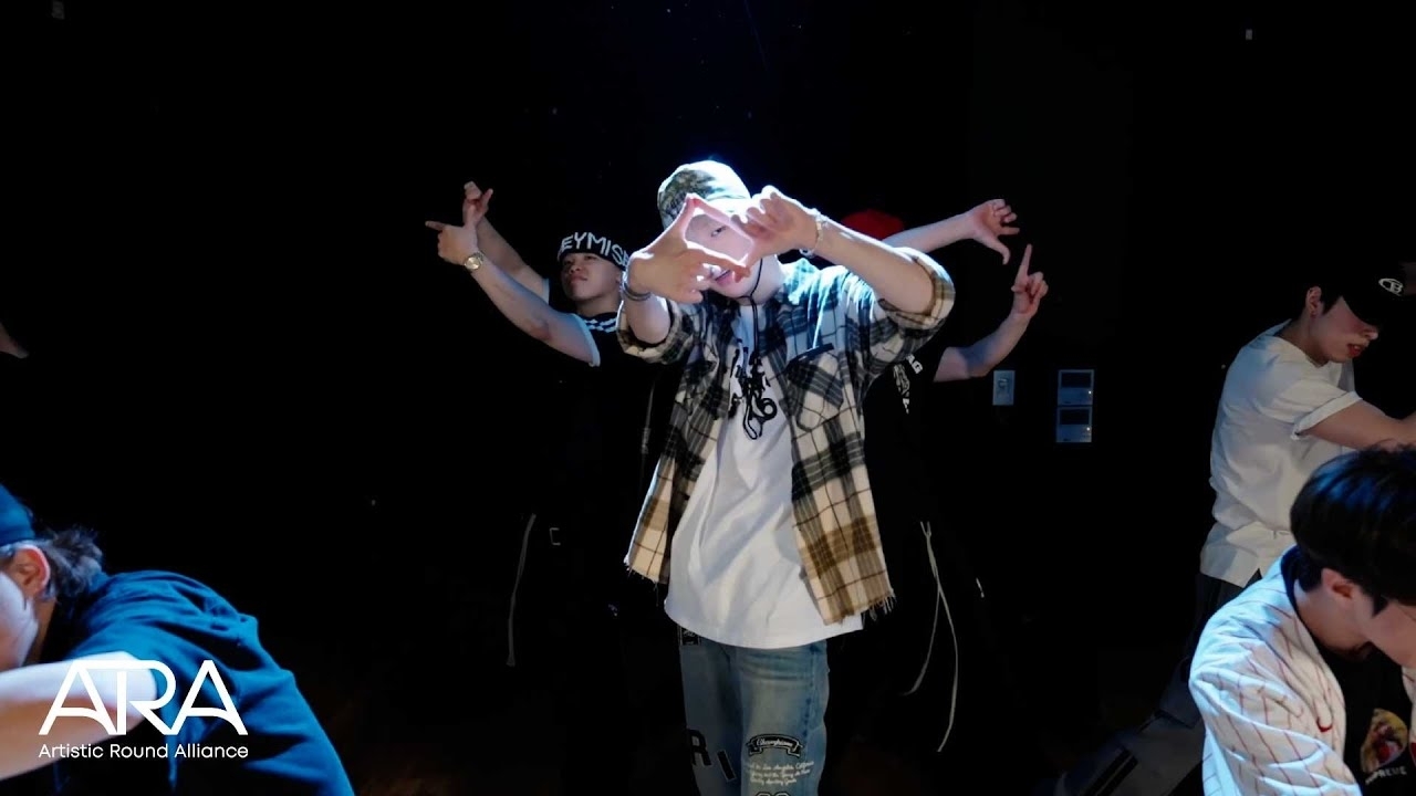 A moment captured by Kang Daniel's fan