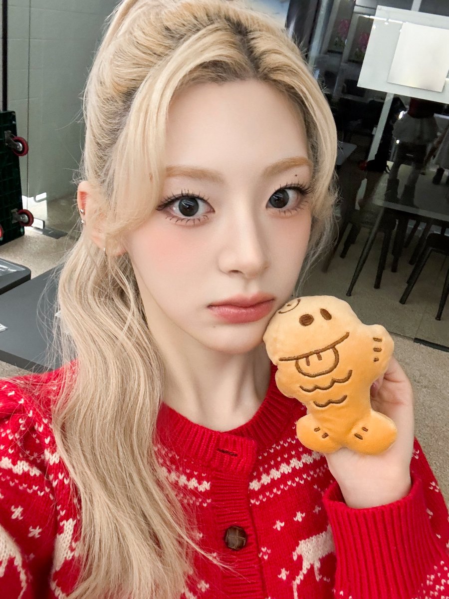 Recent activity shot of STAYC