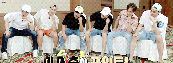 A moment captured by SHINHWA's fan