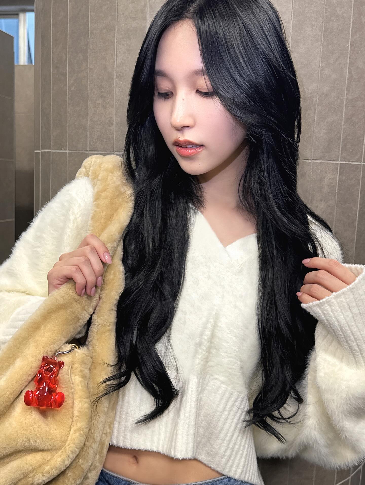 Foto terbaru Mina (TWICE)