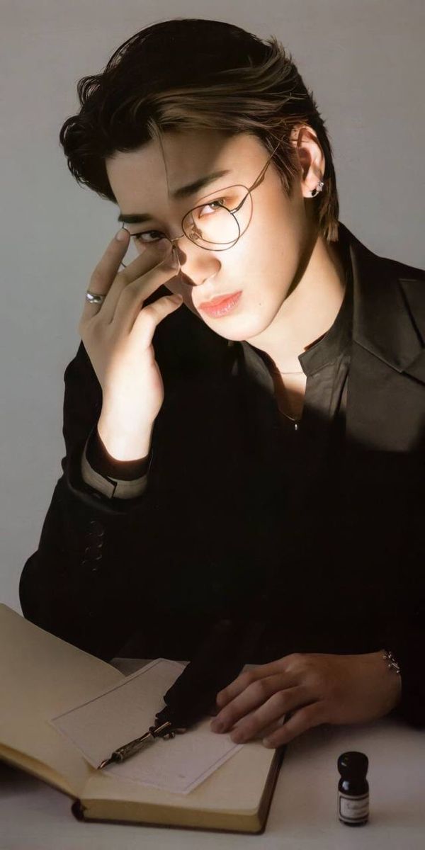 Fan-made special wallpaper for San (ATEEZ)