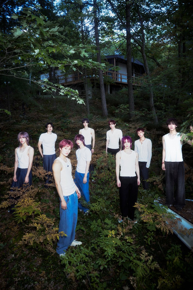 Behind-the-scenes cut of CRAVITY