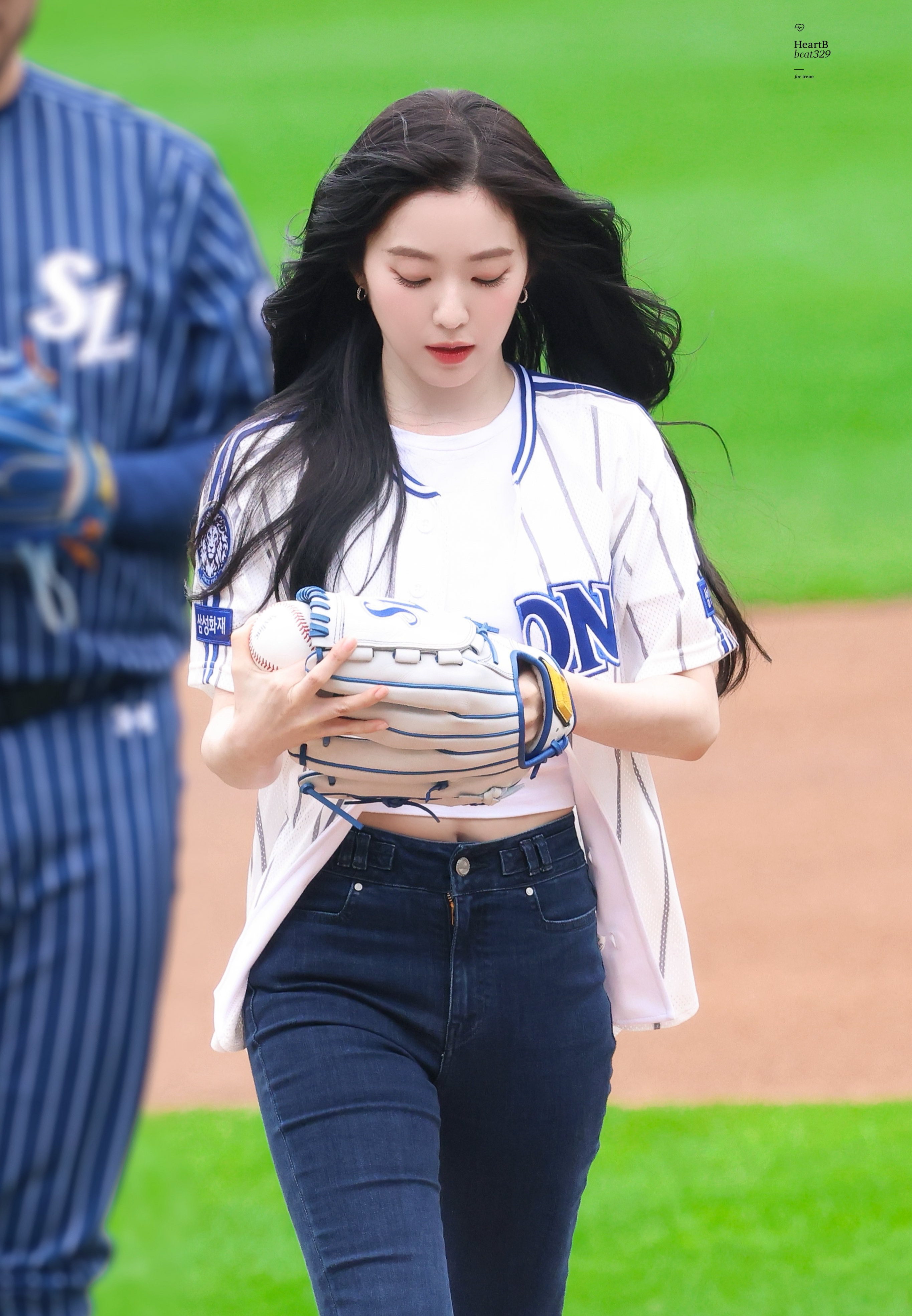 Behind-the-scenes cut of Irene (Red Velvet)