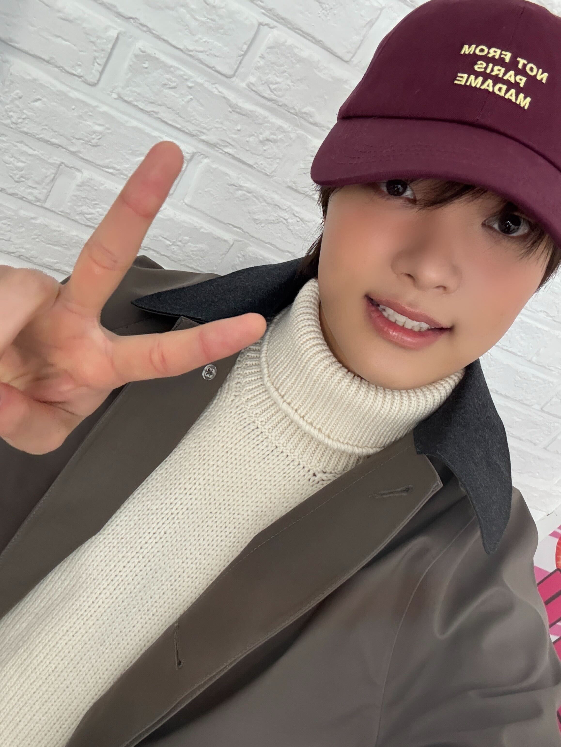 Behind-the-scenes cut of EJ (&TEAM)