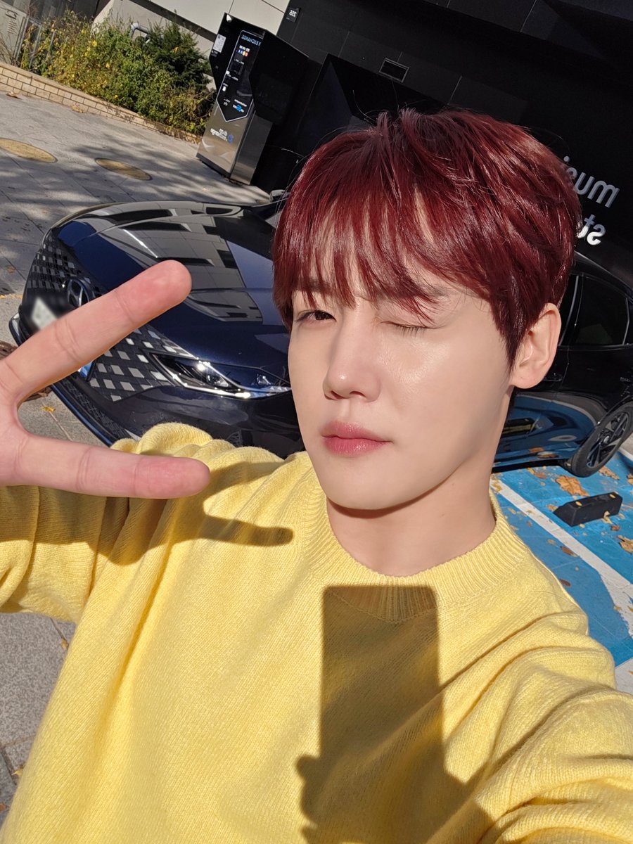 Behind-the-scenes cut of GoldenChild