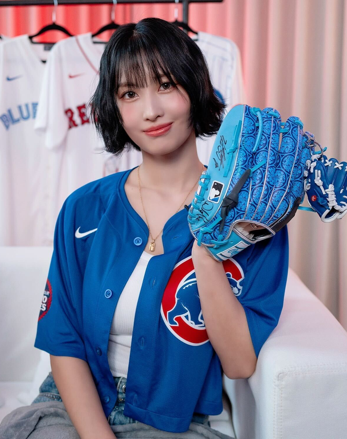 Recent activity shot of Momo (TWICE)