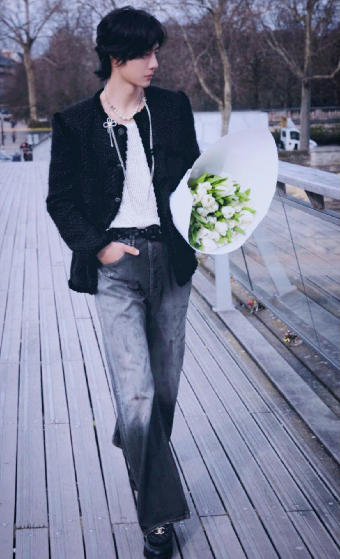 A moment captured by Wang Yibo's fan