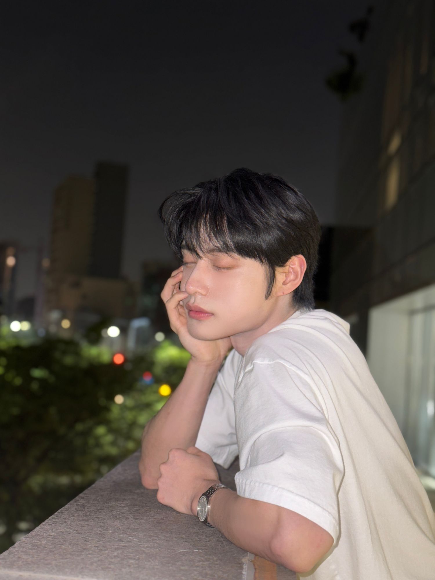 A moment captured by Kim Jiwoong (ZEROBASEONE)'s fan