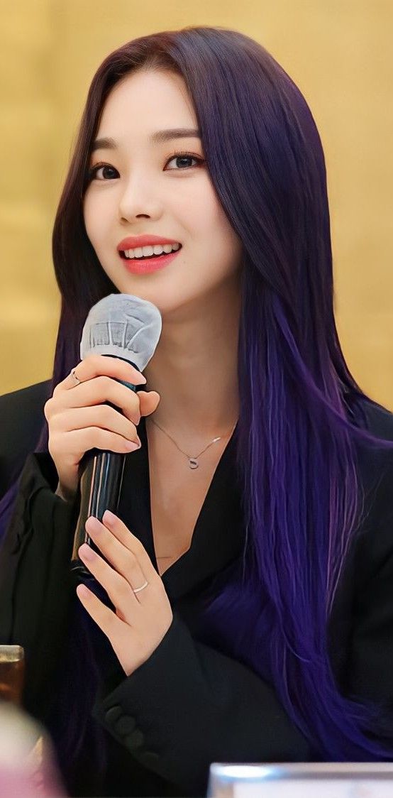 카리나 (에스파)를 위해 팬들이 공유한 감성 배경화면
