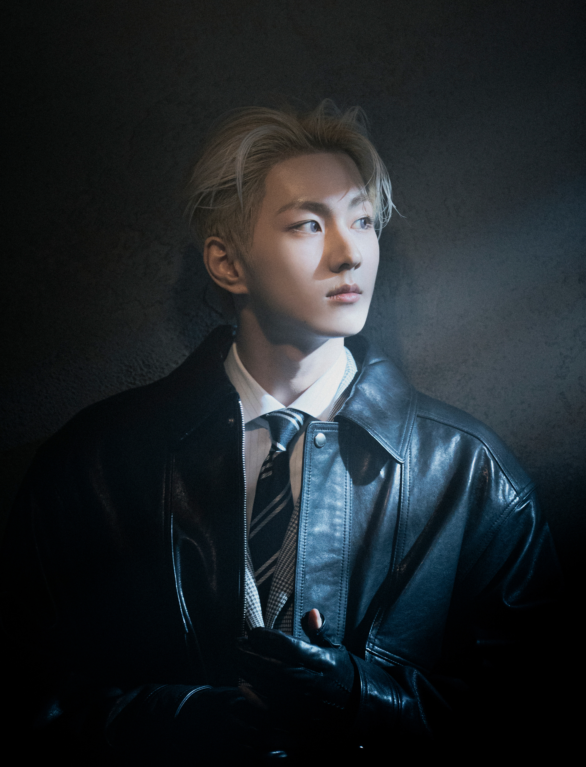 Latest photo of Jungwon (ENHYPEN)