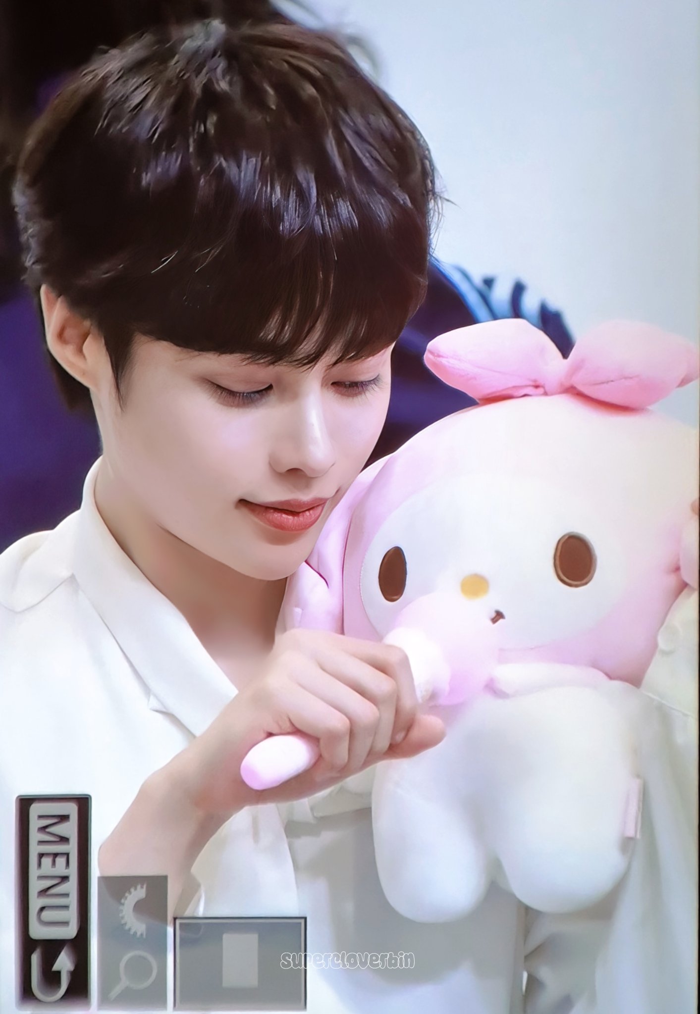 Recent activity shot of Hanbin (TEMPEST)