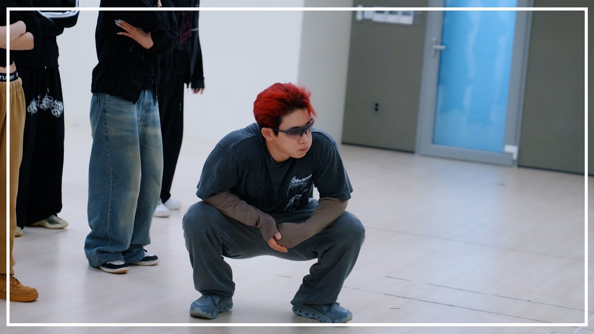 A moment captured by Wonho's fan