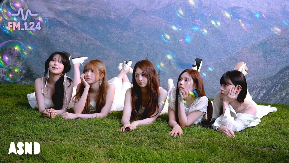 Recent activity shot of fromis (9)