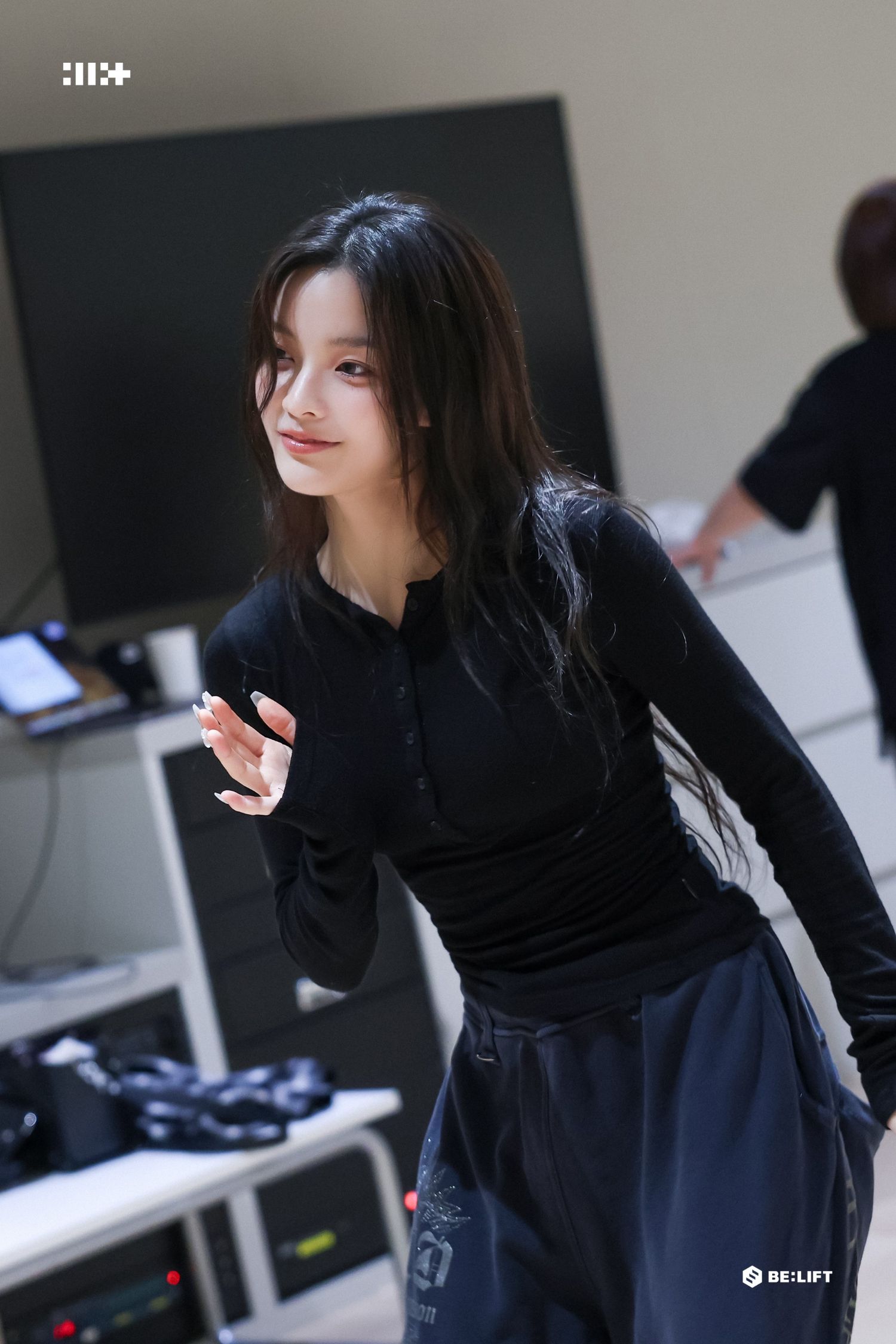 イロハ (ILLIT)の最新写真