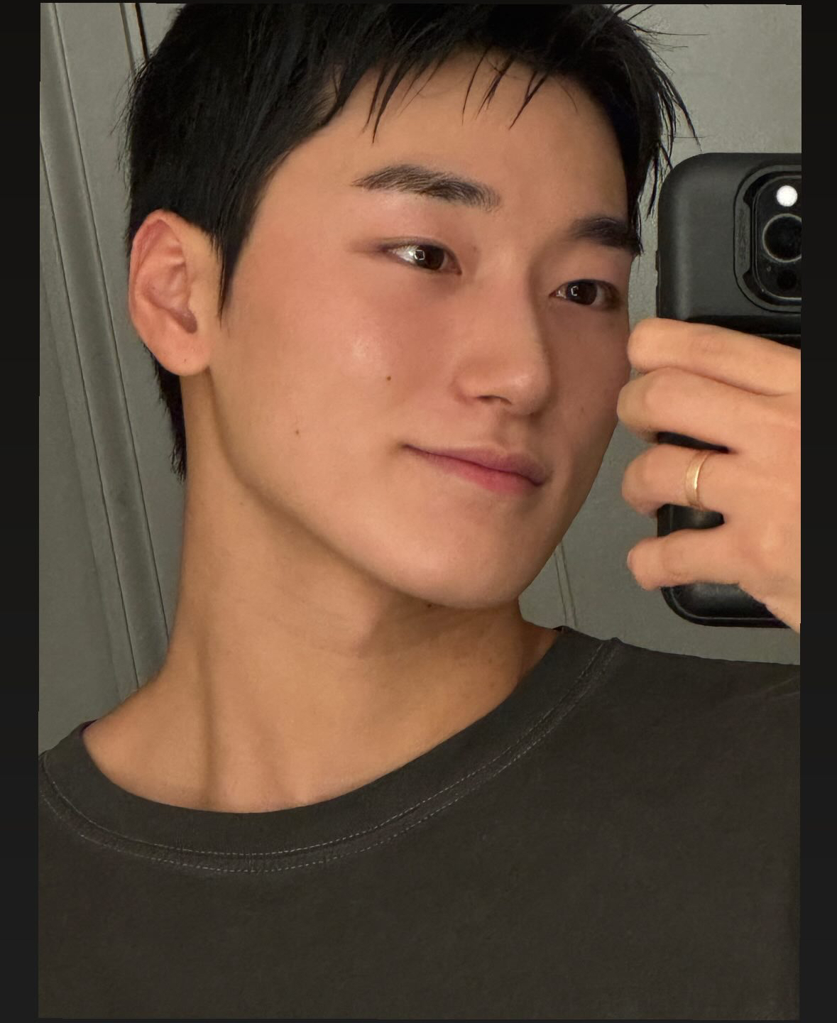 A moment captured by San (ATEEZ)'s fan
