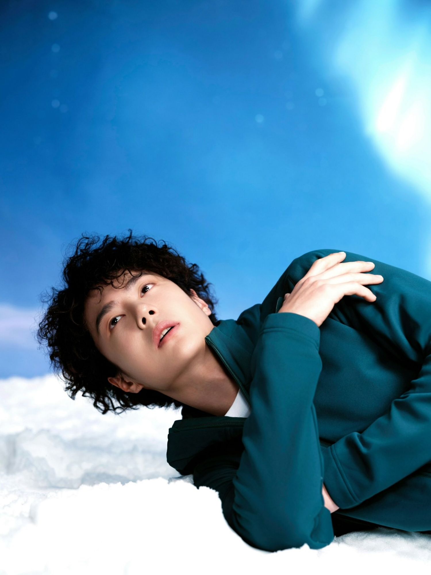 Behind-the-scenes cut of Wang Yibo