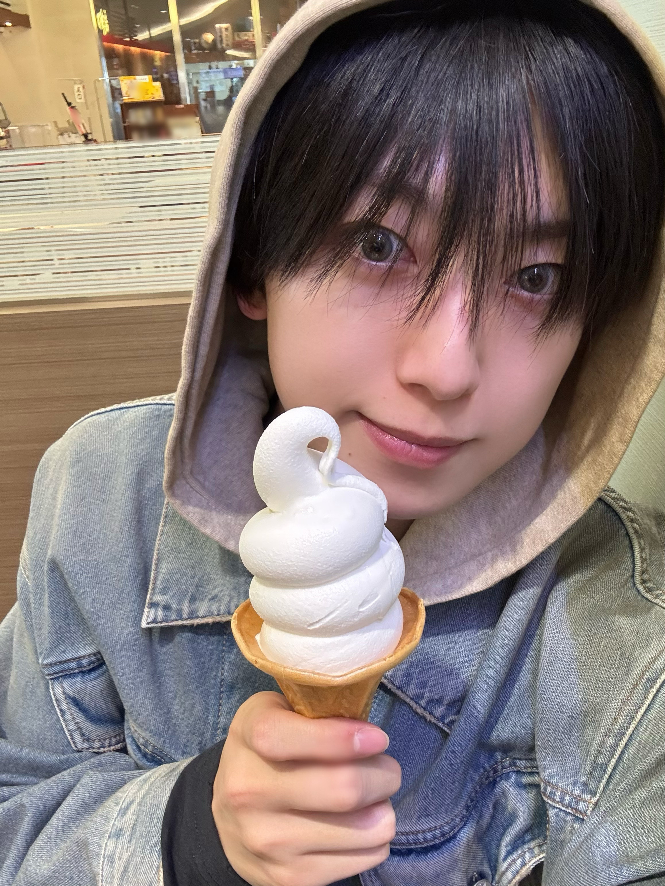 Recent activity shot of Fuma (&TEAM)