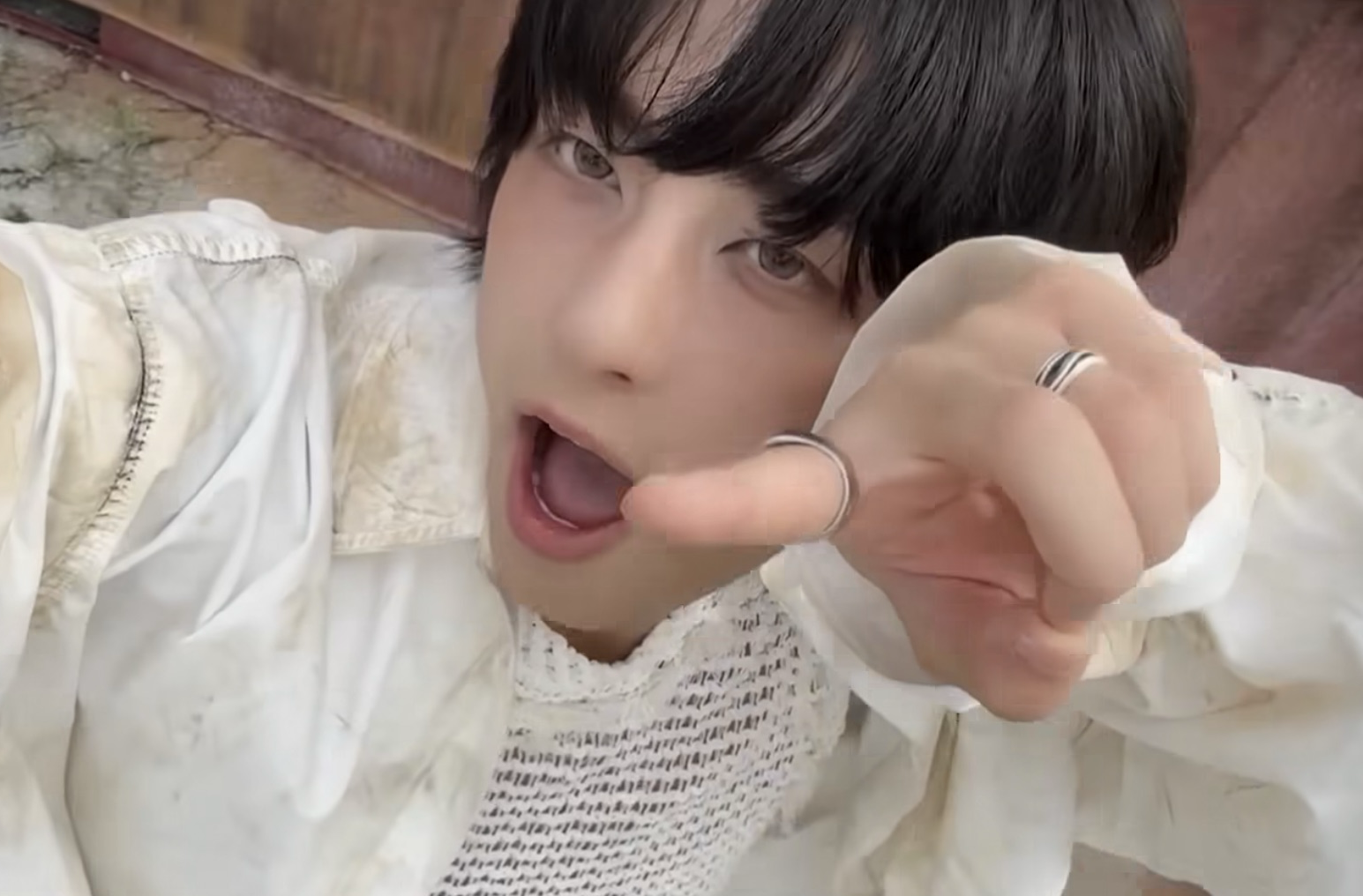 Momen yang diabadikan oleh penggemar Taki (&TEAM)