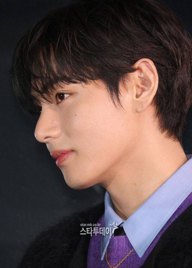 뷔 (방탄소년단)의 비하인드 컷