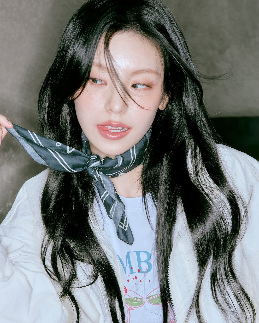Latest photo of Yeji (ITZY)