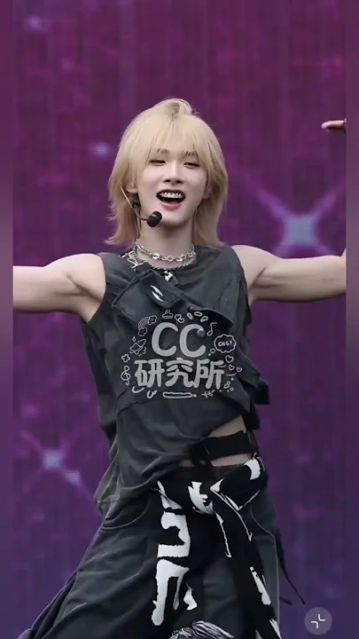 Behind-the-scenes cut of NexT1DE