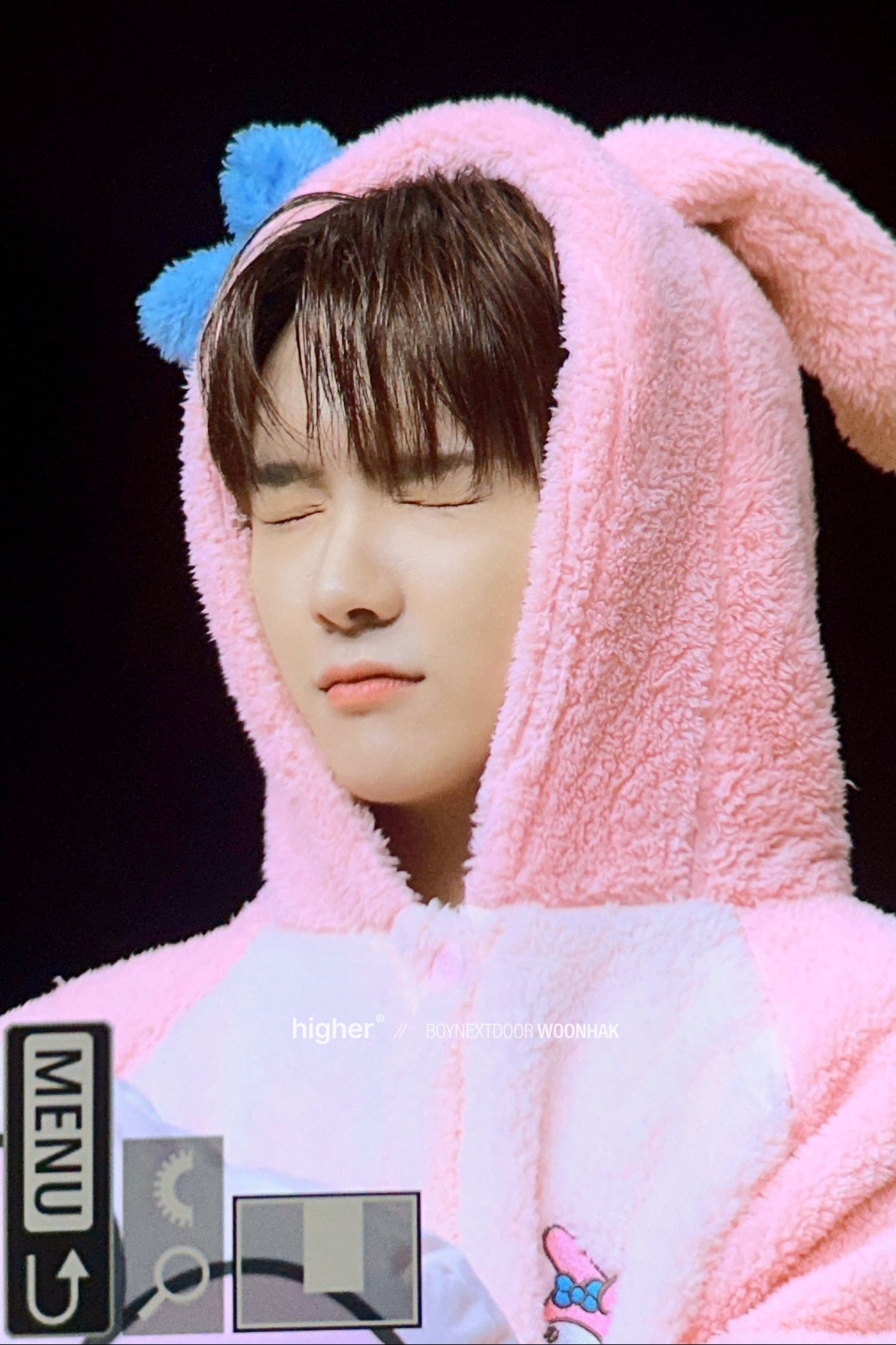 A moment captured by Woonhak (BOYNEXTDOOR)'s fan